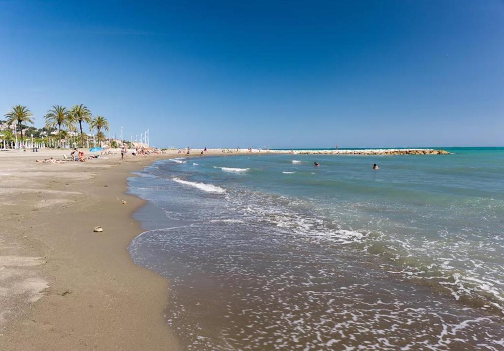 Apartamento En Malaga Este Zewnętrze zdjęcie