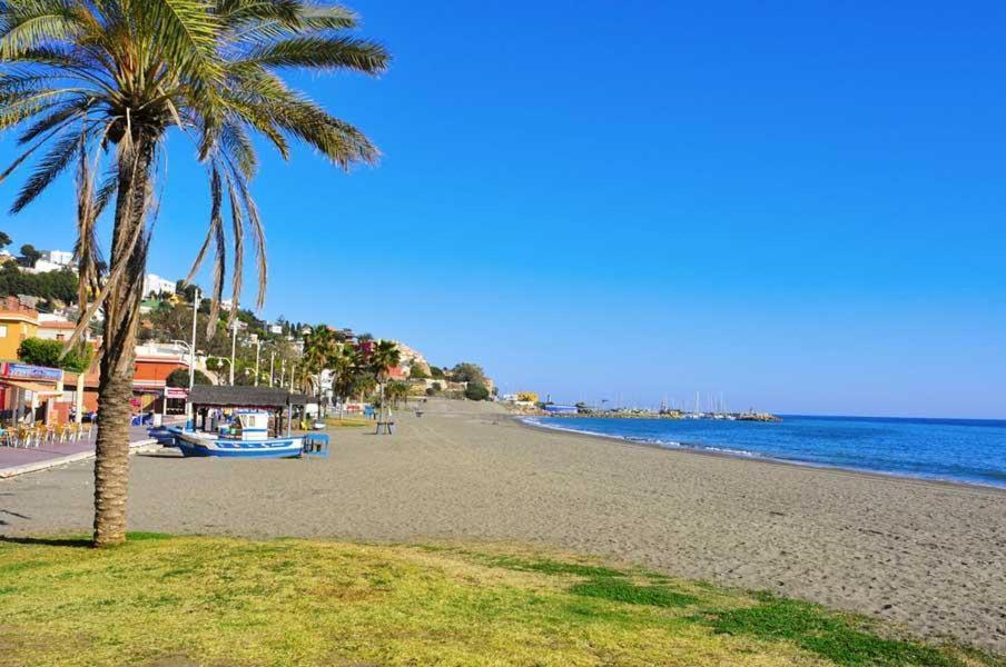 Apartamento En Malaga Este Zewnętrze zdjęcie