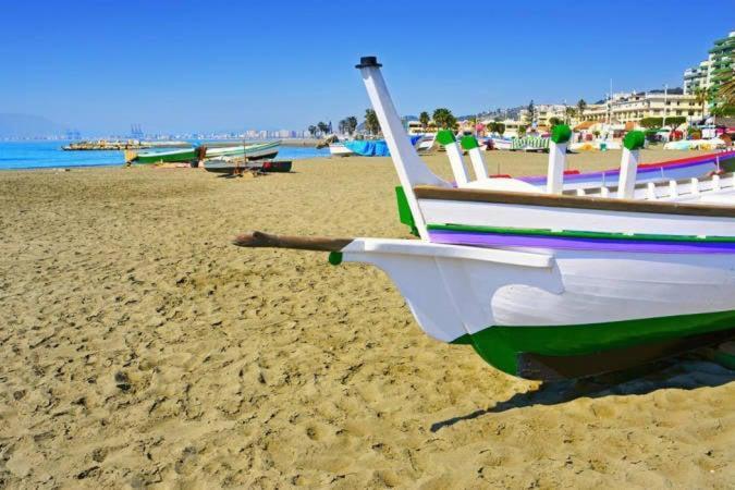 Apartamento En Malaga Este Zewnętrze zdjęcie